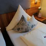 Hotel Haus Anna An Der Stadtmauer Hanau