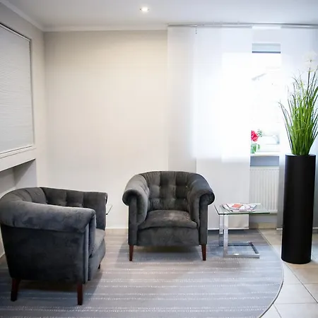 Haus Anna An Der Stadtmauer Otel Hanau