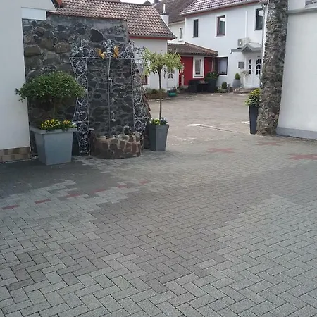 Haus Anna An Der Stadtmauer Hotel