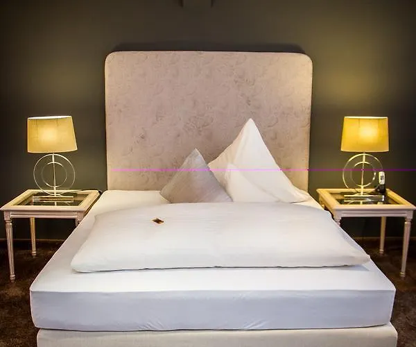 Hotel Haus Anna An Der Stadtmauer Hanau