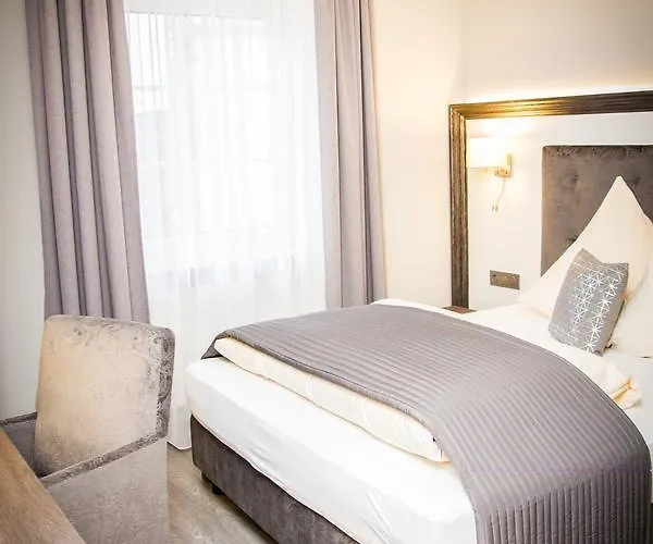 Hotel Haus Anna An Der Stadtmauer Hanau