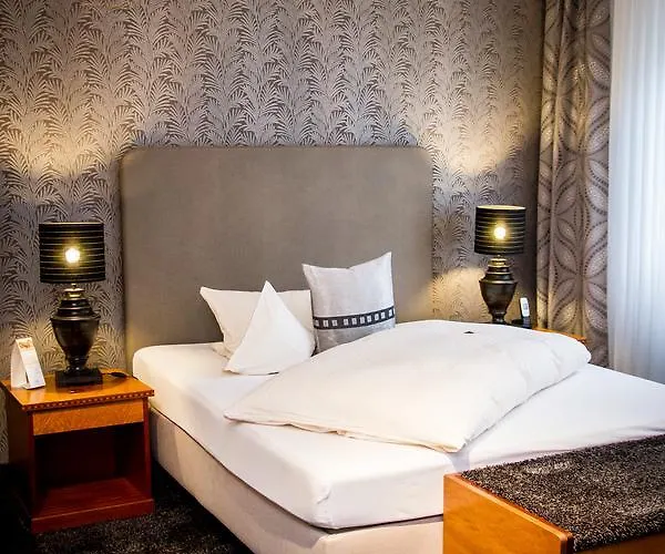 Hotel Haus Anna An Der Stadtmauer 3*