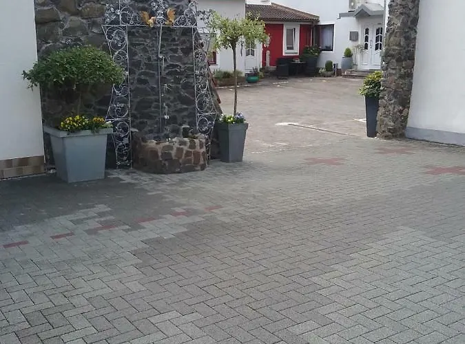 Haus Anna An Der Stadtmauer Hotel