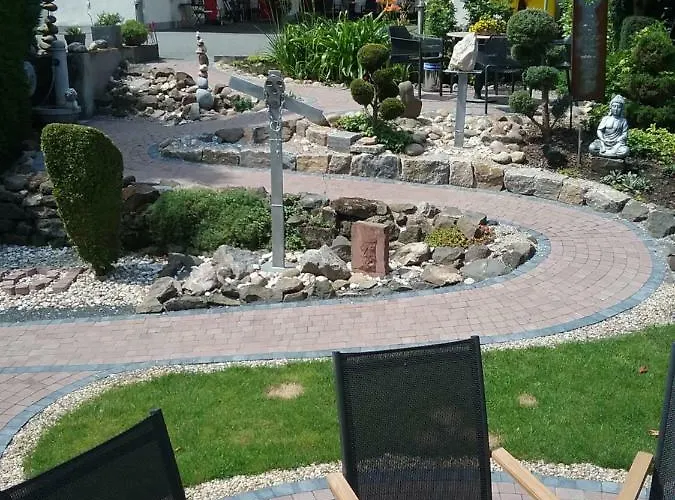 Haus Anna An Der Stadtmauer מלון