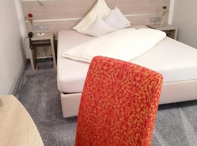 Hotel Haus Anna An Der Stadtmauer Hanau