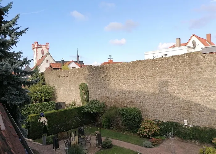 Hotel Haus Anna An Der Stadtmauer